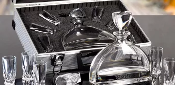 Ajándék AL Koffer Üveggel