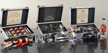 Ajándék ALU Kofferek