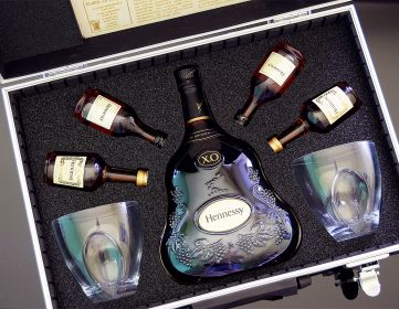 Dárkový kufr Hennessy XO Contraband